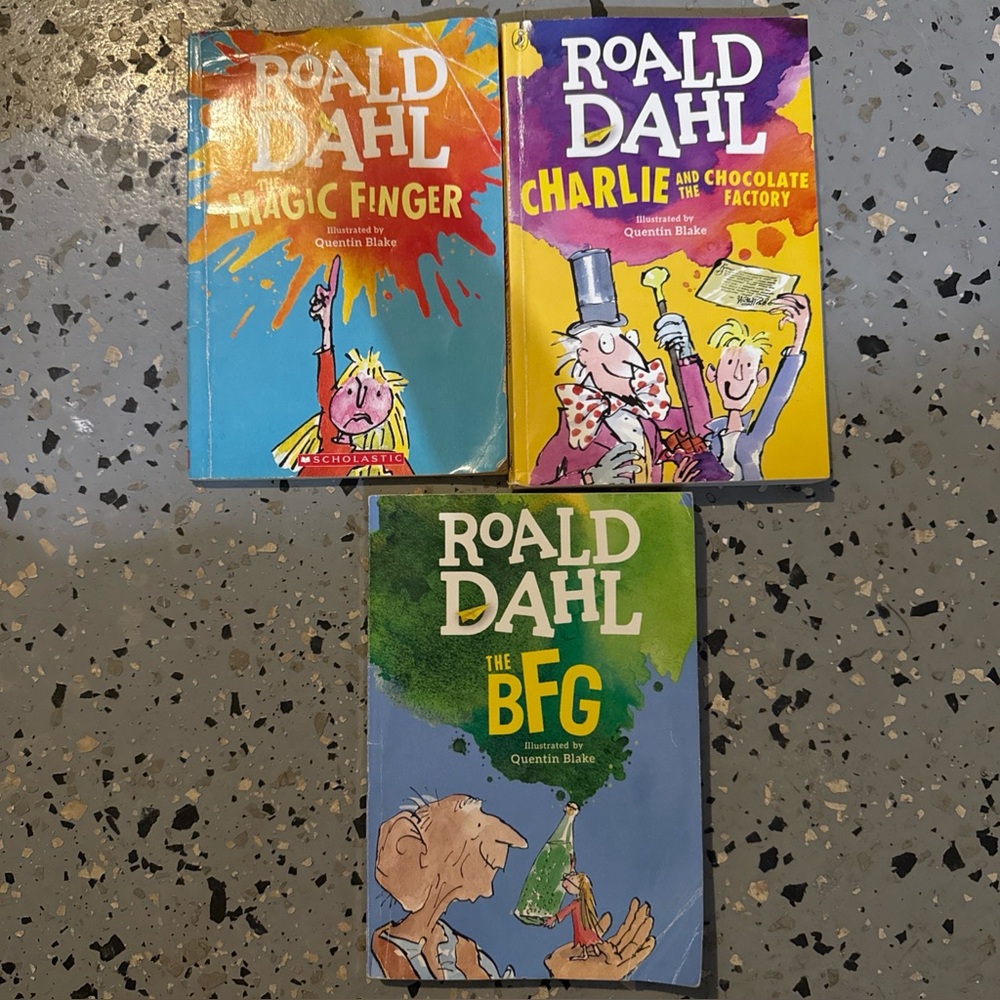 Ronald Dahl Book Set - Magic Finger, Charlie and the Chocolate Factory, The BFG